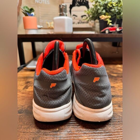 FILA Athletic Running Shoes Gray/‎ Orange Size 9 - Picture 9 of 10